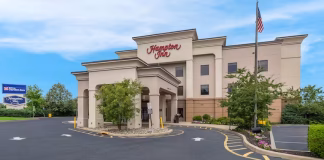 Why Seniors Love Hampton Inn Senior Discount with AARP
