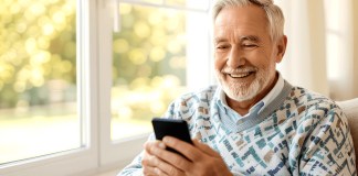 where to get free cell phones for seniors